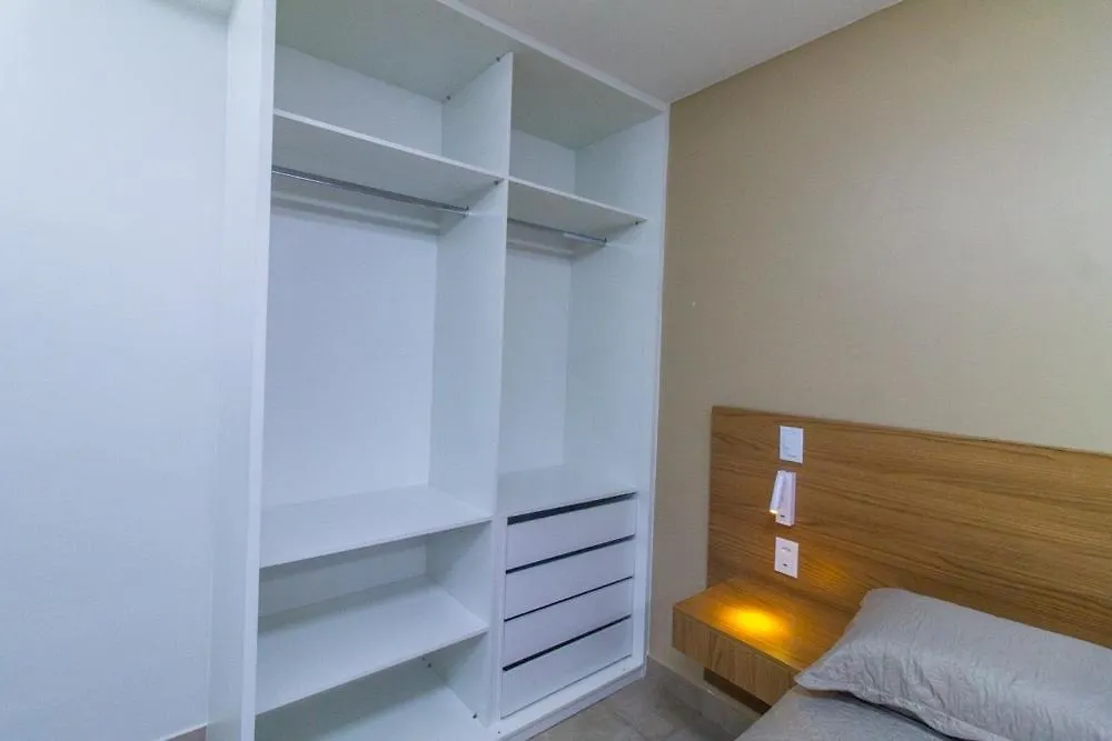 Garvey 106 Aparthotel